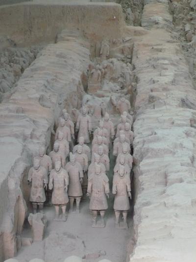 兵馬俑坑1.jpg
